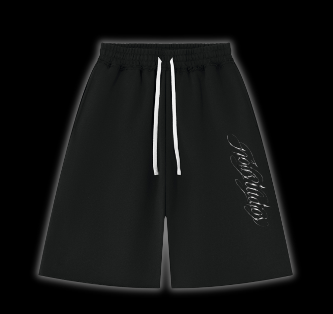 Noir sweat shorts